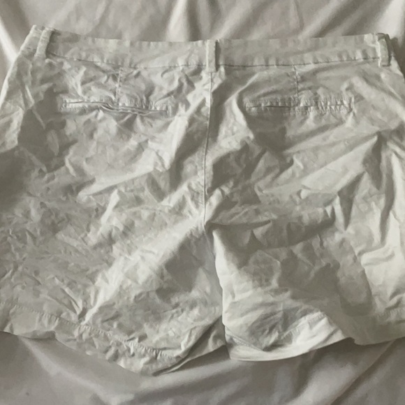 Shorts 🩳 - Picture 2 of 3